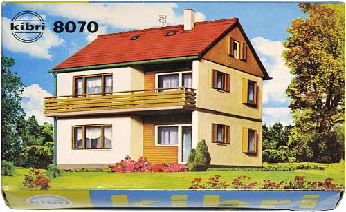 8070 | ZWEIFAMILIENHAUS | TWO FAMILY HOUSE | VERTIKALDELT BOLIG | Foto: 0rvik
